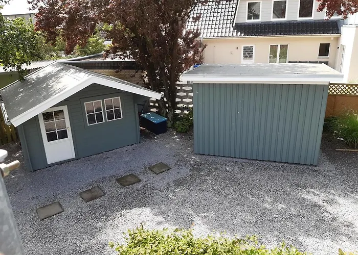 Geele Hus 5 公寓 比苏姆