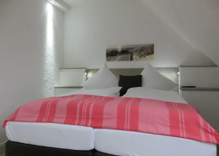 Geele Hus 5 比苏姆